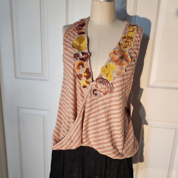 NWT FREE PEOPLE BLOUSE - Picture 2 of 9
